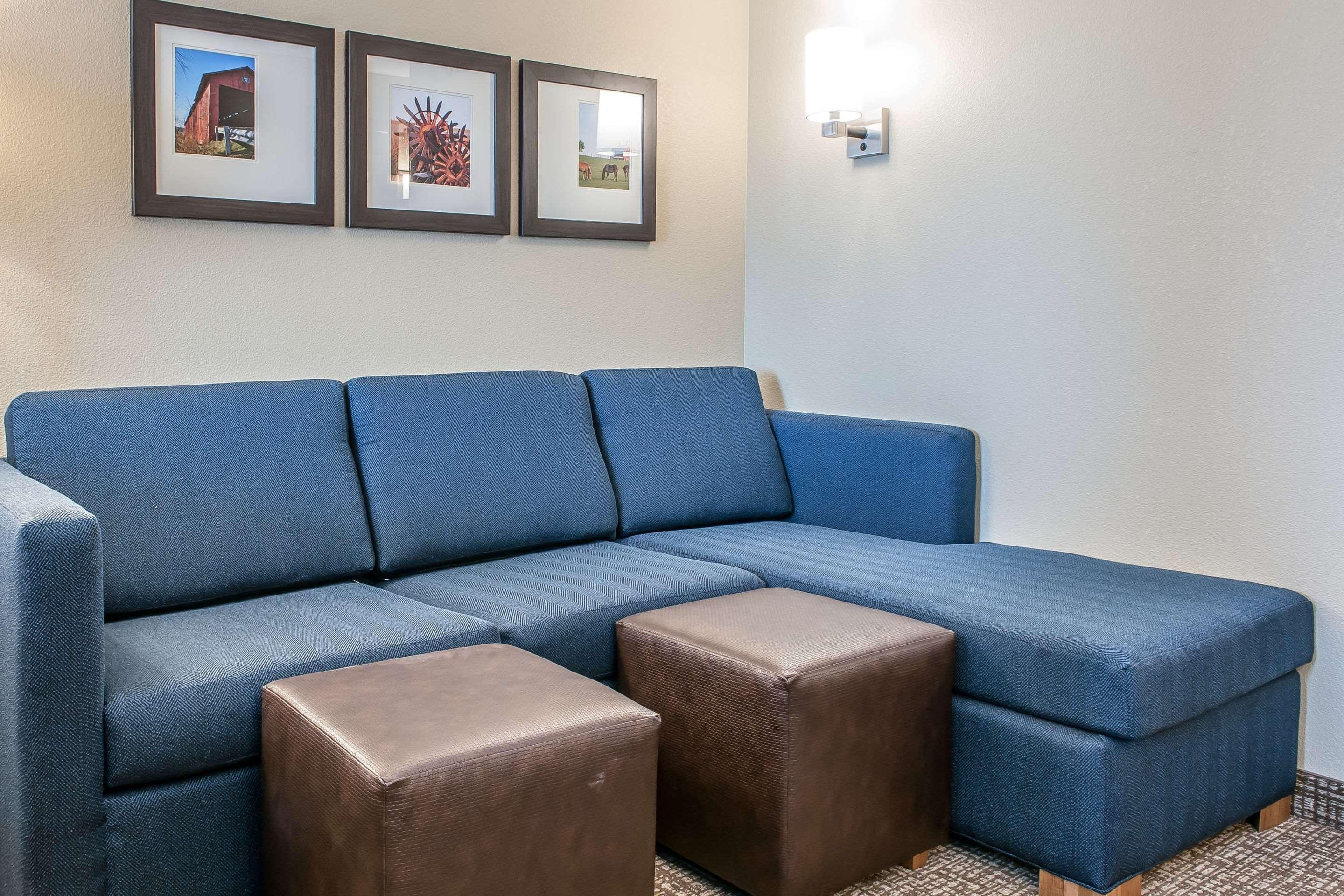 Comfort Suites Rensselaer Near Fair Oaks Buitenkant foto