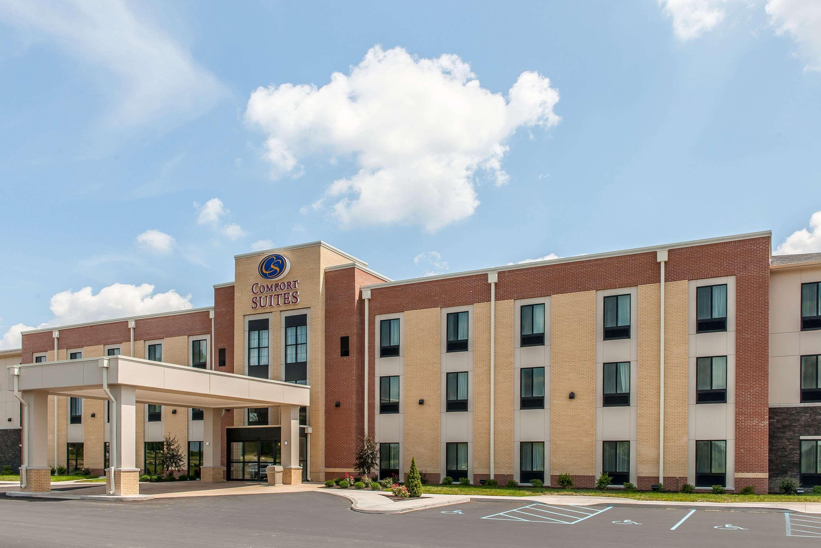 Comfort Suites Rensselaer Near Fair Oaks Buitenkant foto